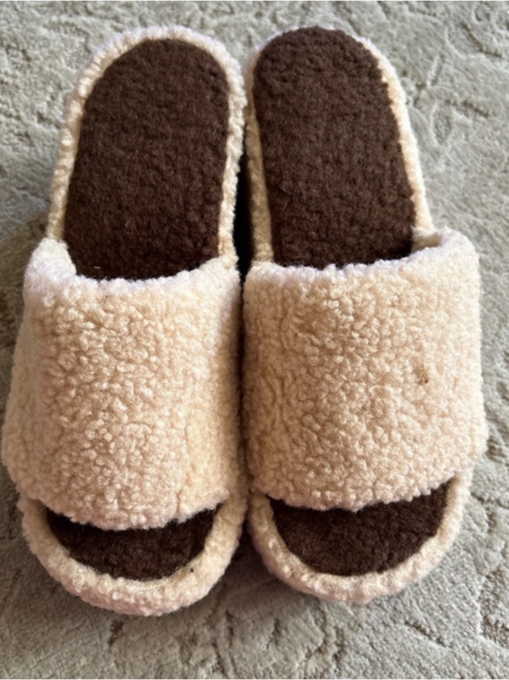 Fuzzy Open-Toe Platform Slippers in Cream and Brown